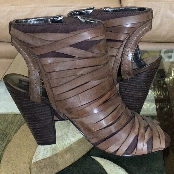 DKNYC Peeptoe Bootie 👀 - Picture 2 of 4
